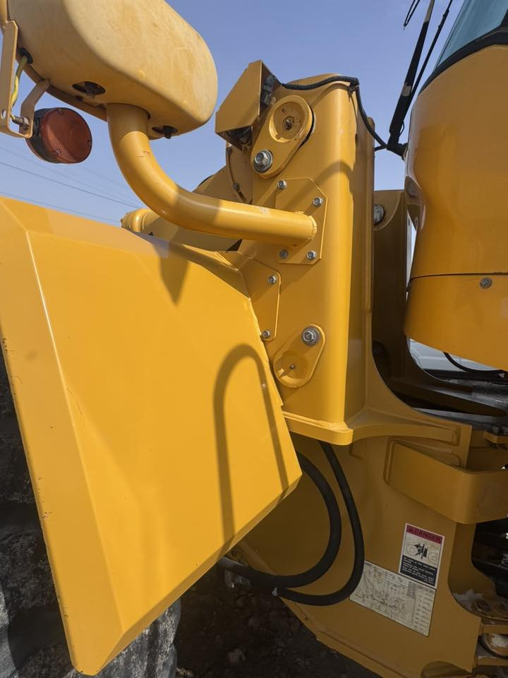 سلام عليكم دخول جديد شفل حجم ٧٠ ازوزه بم ونوزل عداد العمل ٧٠٠٠hكفاله عامه موديل ٢٠١٨ اصل ***********
كفاله عامه بشرط منفيس
