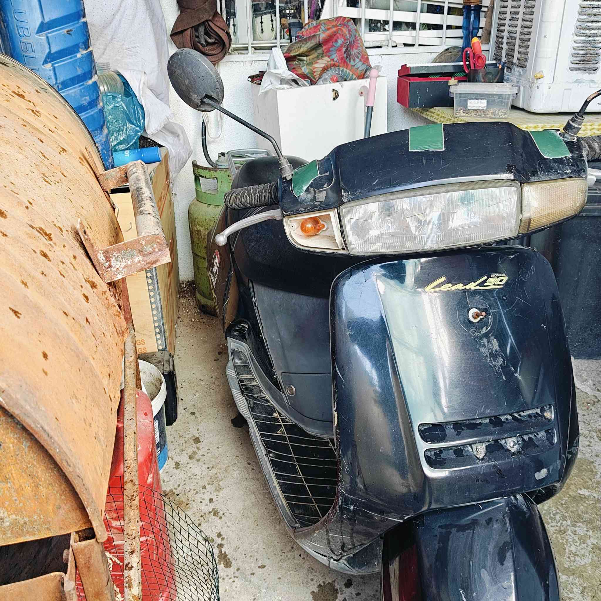 السلام عليكم دراجه للبيع  نوع الدي
سعر مناسب ***********
