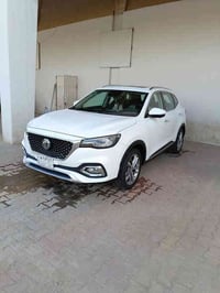سيارة نوع mg. HS  موديل 2021ا اللون ابيض  محرك200توربو  فور ويل  اربع ...