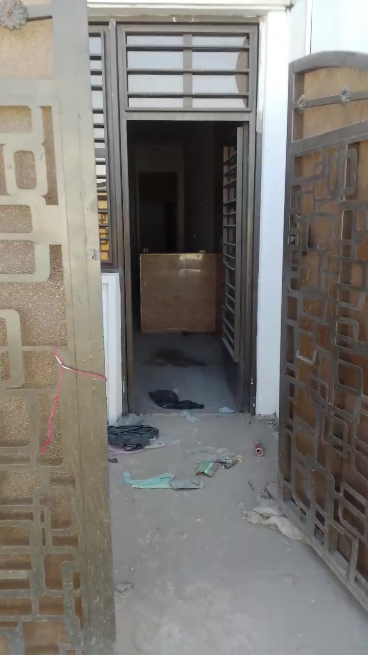 بيت   ١٠٠ متر للبيع طابق واحد-العنوان سكينه الزراعي قرب محطة بانزين خانة الجبهة زراعي سند ٢٥ الواجهيه 6ونص والنزال15 غرفة نوم وصاله واستقبال ومطبخ شارعه 15متر . سعر ٧٥‏‪***********‬‏
