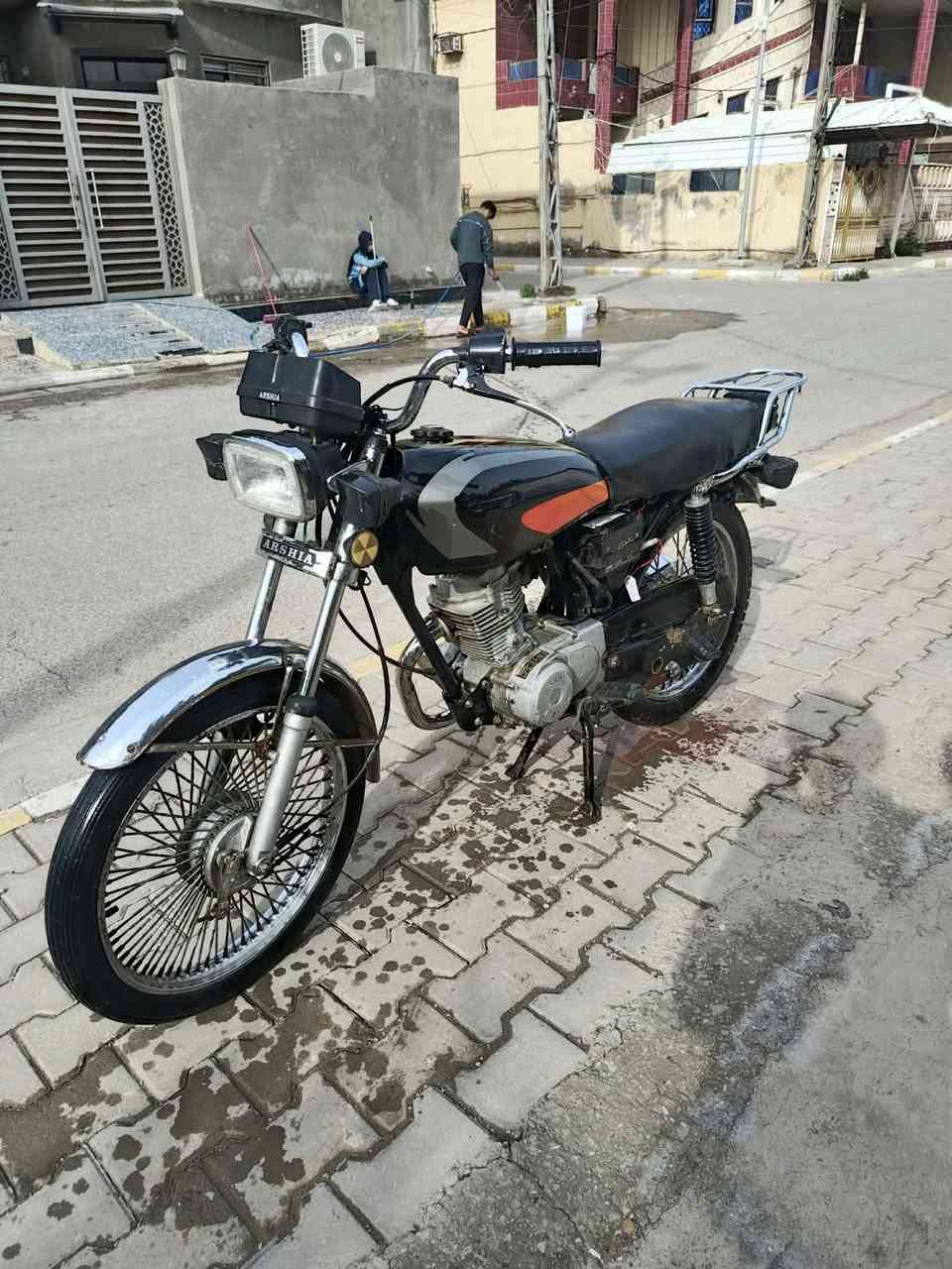 سلام عليكم دراجه 4كير البيع أصولي اوراق موديل19 دراجه كامله كهربائي عوزه بس باتري  مكينه مفتوحه سعره 500وبيه مجال مكان كوت داموك رقم موبايل *********** مكلف بل نشر خاص ماموجود
