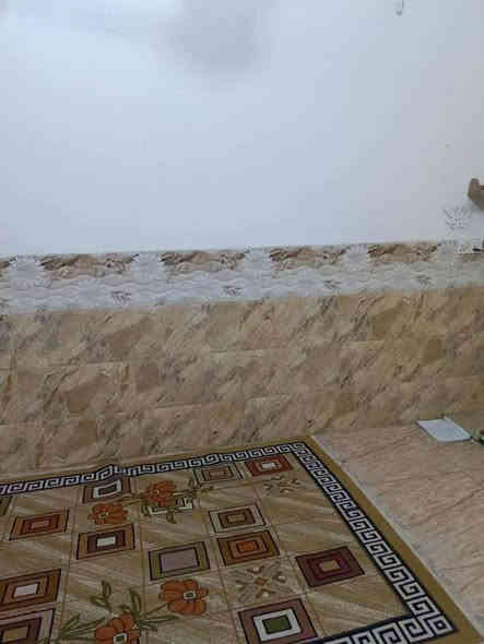 السلام عليكم...
بيت للبيع 150 متر طابقين يناء طابوق سقف صب يحتوي البيت على اربع غرف نوم و استقبال و صالة ومطبخ وصحيات داخلية وخارجية واجه البيت 12 متر و النزال 12 البيت مربع 
جنس العقار طابو سند 25 اقرار محكمة 
العنوان كربلاء المقدسة حي الامام علي مقابل الجاير قرب مدينه العاب السندباد 
الموقع مميز تصلح حسينية للزوار 
السعر المطلوب 180 مليون و بي مجال للشراي 
اي استفسار عن العقار أو السعر اتصال على الارقام التاليه 
***********
***********
