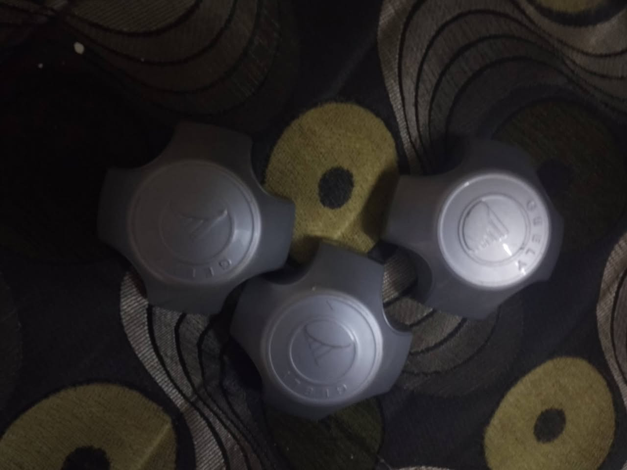 كبات سي كي للبيع السعر 3 الاف دينار 
تكاوات يرهمون اي سيارة السعر 10
ستيرنات الواحد ب 2  الاف دينار يرهمون على كل سيارات


**إذا كنت صاحب هذا الإعلان وتريد حذفه لأي سبب، رجاءا أرسل رسالة إلى الدعم الفني**