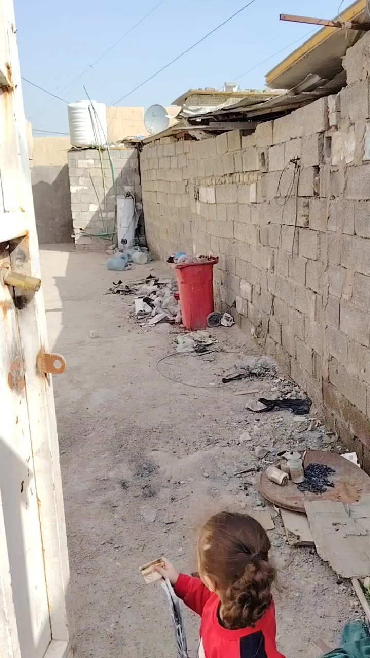 بيت تجاوز مساحه 300 متر كما موضح بالفديو
العنوان مقابل بانزيخانه الكياره بفرع اسواق و افران المختار
يتكون من استقبال و ٣ غرف و مطبح و صحيات و مساحه كللش كبيره
السعر 22 و بي مجال
للاستفسار
***********
