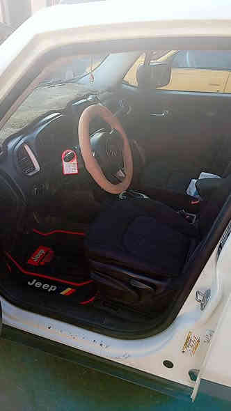 جيب رينجيد فئة سبورت بصمة تشغيل ابواب جنطة تشغيل عن بعد موديل 2017 رقمها بغداد سيارة جاهزة وكاملة محرك گير كهربائيات تبريد شاشة اندرويد
 السعر 115$
اتصل على الرقم (***********)
