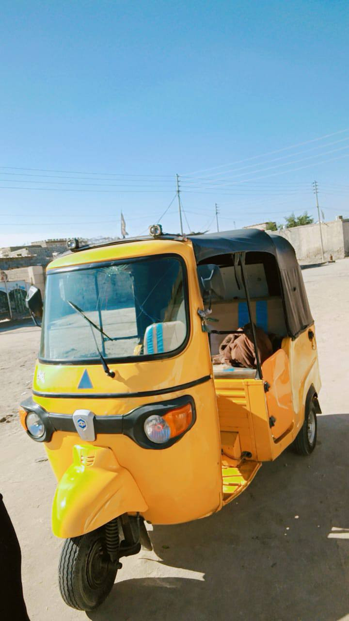 تكتك بياجو محوره تفيس جديده و كفاله وشغاله وجاهزه رقم وسنويه بصره كرمه علي ***********))))))***********
