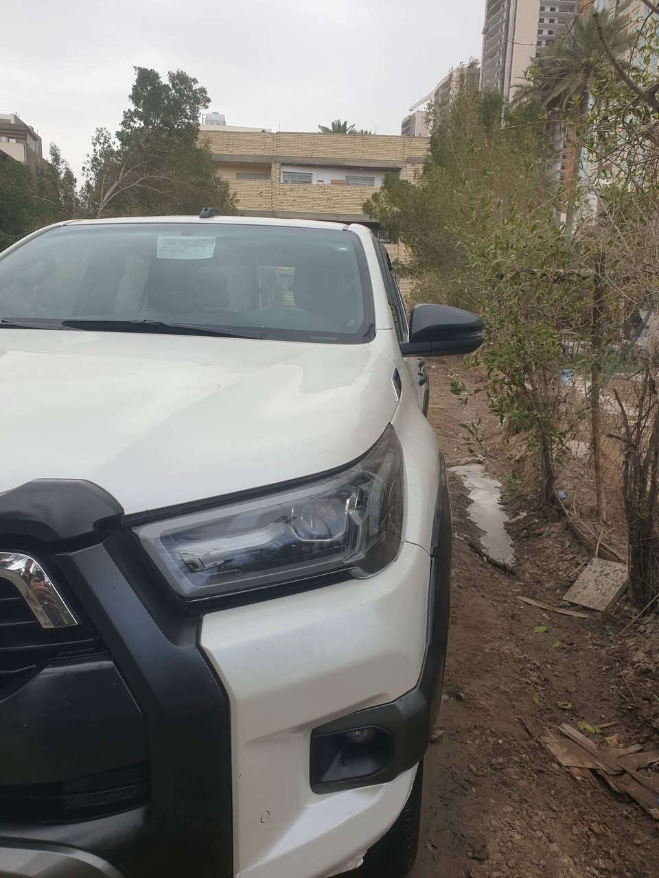 السلام عليكم اللبيع تيوتا هايلوكس ادفنجر رقم اربيل  ماشيه ١١٠ الف حقيقي بسمي تحويل مباشر
سته سلندر 4.000 تبريد ثلج تخم تايرات جدد 
باتريه جديد والسياره مكفوله ماعدا اصبع بارد بل جاملغ اقل من اصبع والباقي كفاله 
مكاني بغداد الوشاش ***********
***********
