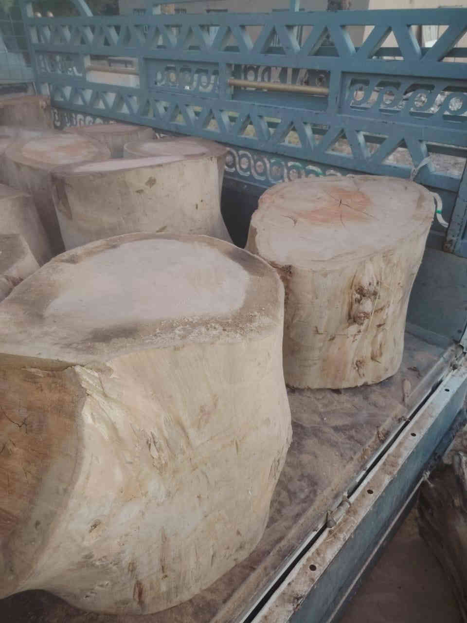 سلام عليكم يوجد مدكات مال جاونات للبيع سعر خاص او الاتصار على رقم ***********
