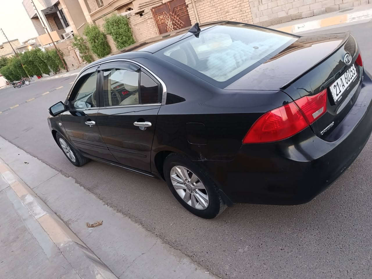 سلام عليكم من رخص ادمن اوبتيما خليجي موديل 2009بدون دواخل جاهزه كيرمحرك كفاله تبريد جاهزه عنوان فلوجه سعر90بل خيرعل يأخذها علمن سونارمرفوق***********
