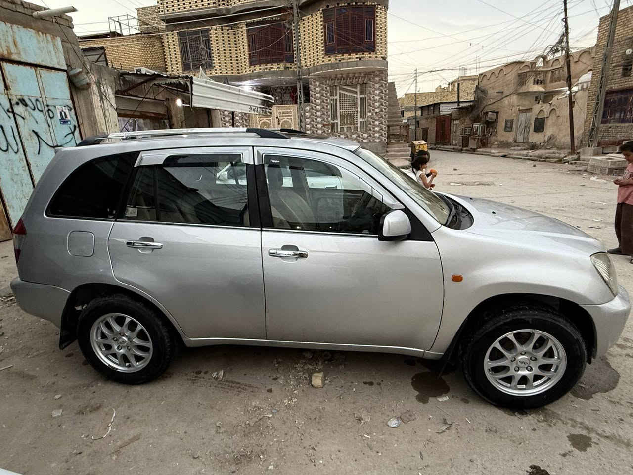 تيكو 11مكفولة من الضربة سيارة ابلادتدفئة تبريد كاعية جلد كل نقص مابيهة شاشة كامرة منضومة صوت كاملة تحكم استيرن محرك وكير شرط كير ميكانيكي رقم بابل امداور ثاني يوم***********رايدهة 63 موجودة بالشطرة
