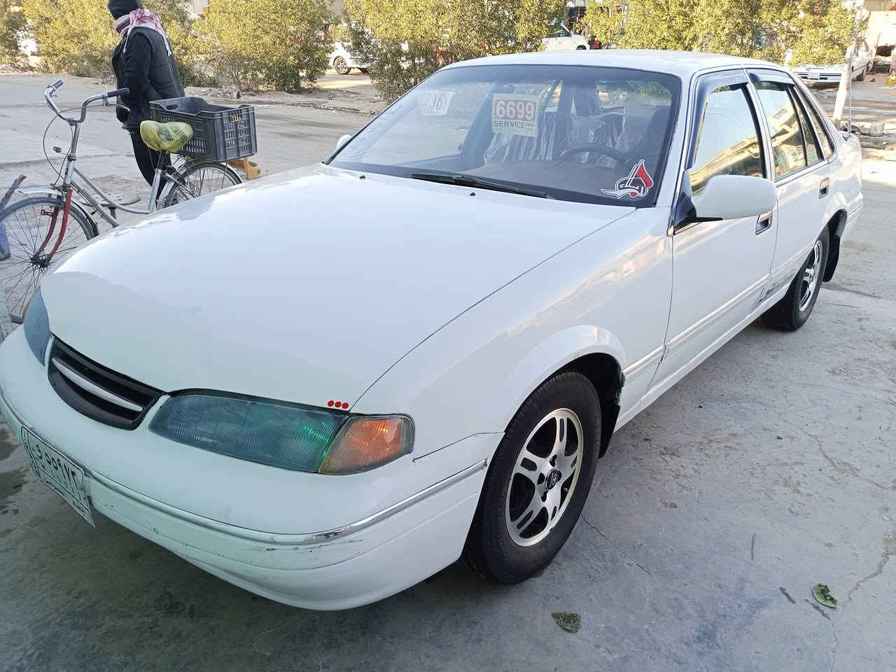 السلام عليكم فراشه للبيع موديل 1997 سنويه لل 28 محرك كير صدر امامي خلفي جديد باتري كهربايات كلها شغاله المحرك مفتوح كير اوتو تخم تاير جديد باور مشط عنابير بريك اذاين جديد السيارة مابيها اي خياس مكفوله من ضربه وتبديل جام 4 ابواب
السعر 37 وبيه مجال بصيط 
العنوان بغداد
*********** اثير 
‏‪***********‬‏ كورك
