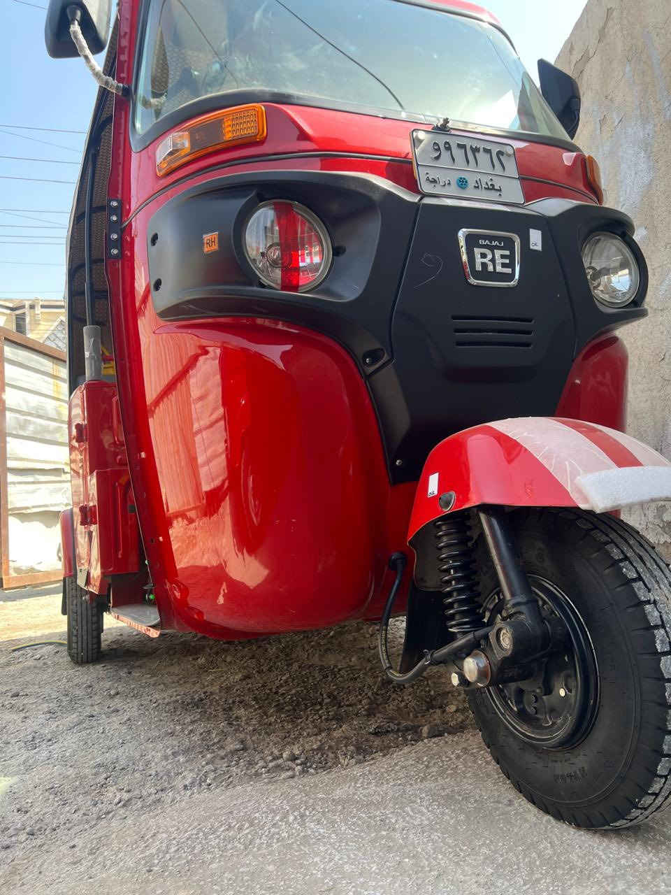 سلام عليكم تكتك للبيع ٢٢مكان ابو دشير كفاله عامه سعر 11 بيه مجال***********
