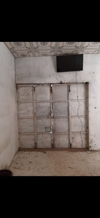 باب حديد • ٤ قطع • ابي الخصيب الصنكر