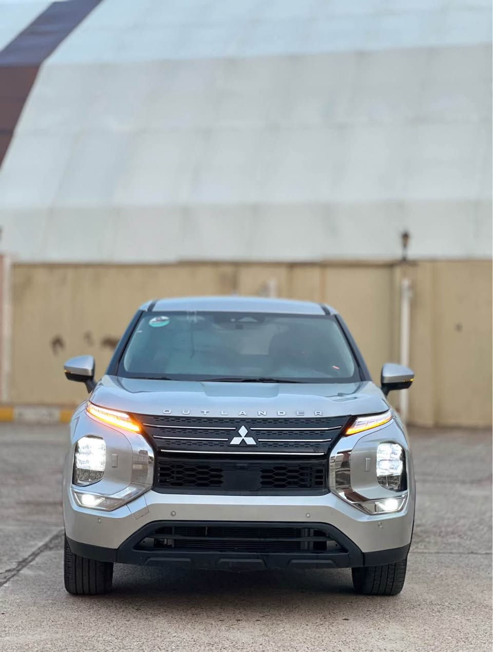 مستيبوشي اوتلاندر 2024 

پێش و پاش كەپس 
 
سبغ جملغ درگه ربع بونلد
 
ارباك سيستم شريكه
 
ماسفات SE AWD فول بس بانورما نيه

رقم كاتي شرتي رقم 

شوين اكري

رقم تلفون /***********
