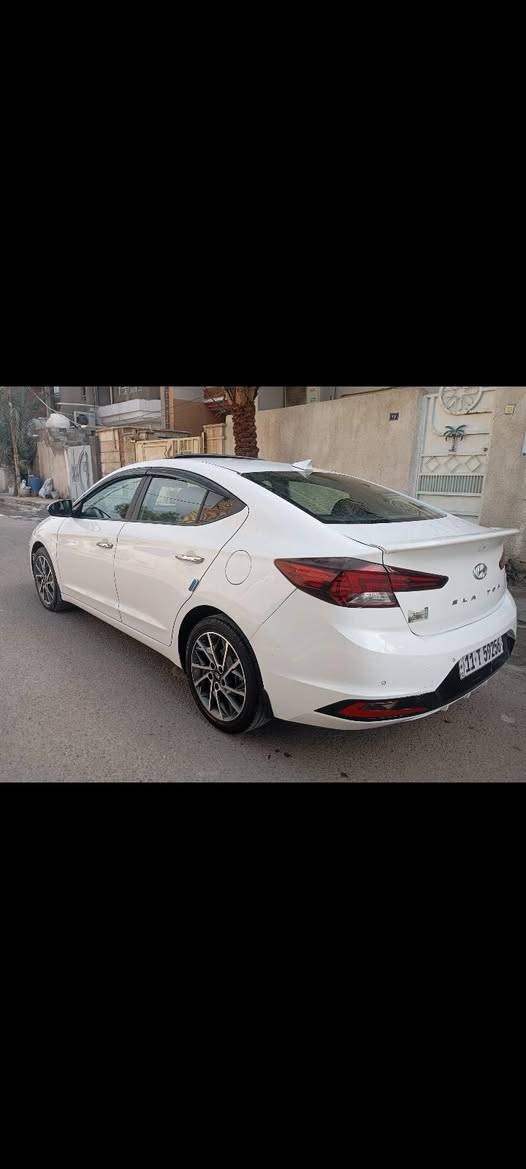 سلام عليكم النترا موديل ٢٠ خليجيه شركة العامه فول مواصفات واحد على واحد محرك ٢٠٠٠دوش كير اي تي بلادي مكفولات برغي ماامفتوح بيهن على وضع شركة تخم تاير جديد صدر امامي وخلفي جديد دوشه عامه تبريد قطعتين ماشيه ١١٥ بيه بارد كلش بسيط سونار واضح كدامك وين ماايعجبك واديه سياره مكفولة من صبغ اوتبديل أو ضربه مااعد بارد بيه سياره باسمي مشروع وطني سنويه وهز جديد رقم بغداد دولي سعر ١٥٨ وبيه مجال بسيط العنوان بغداد رقم الهاتف ***********
