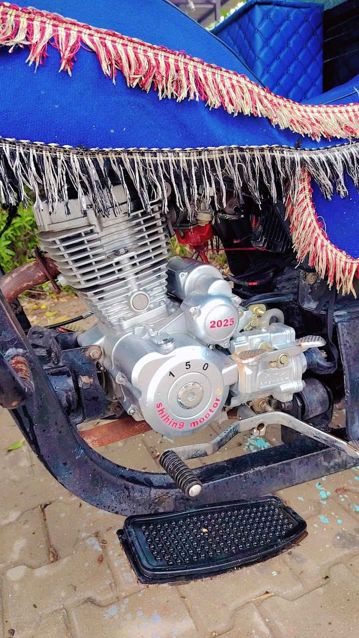 للبيع ستوته موديل 21 محرك موديل 25 بشرط مغلفه كامل +قمريه جلد اصلي 1750 مجال قليل جدا ***********
