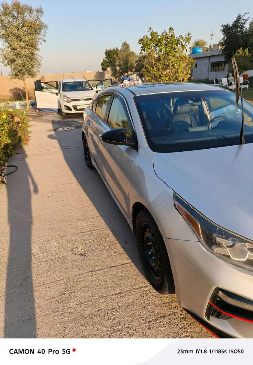 السلام عليكم
فورتي2019 S  بسمي رقم انكليزي سنويه 30تخم تاير محرك 2000دوش كير سفتي تبريد بيهه منضومه غاز بعده بلضمان حادثه بنيد مبدل بلدي نفس الون سونار ويه الصوررقم صاحب السياره***********  متواجد وات ساب مكان السياره الزعفرانيه الاربع شوارع السعر اتصل عله راعيه
