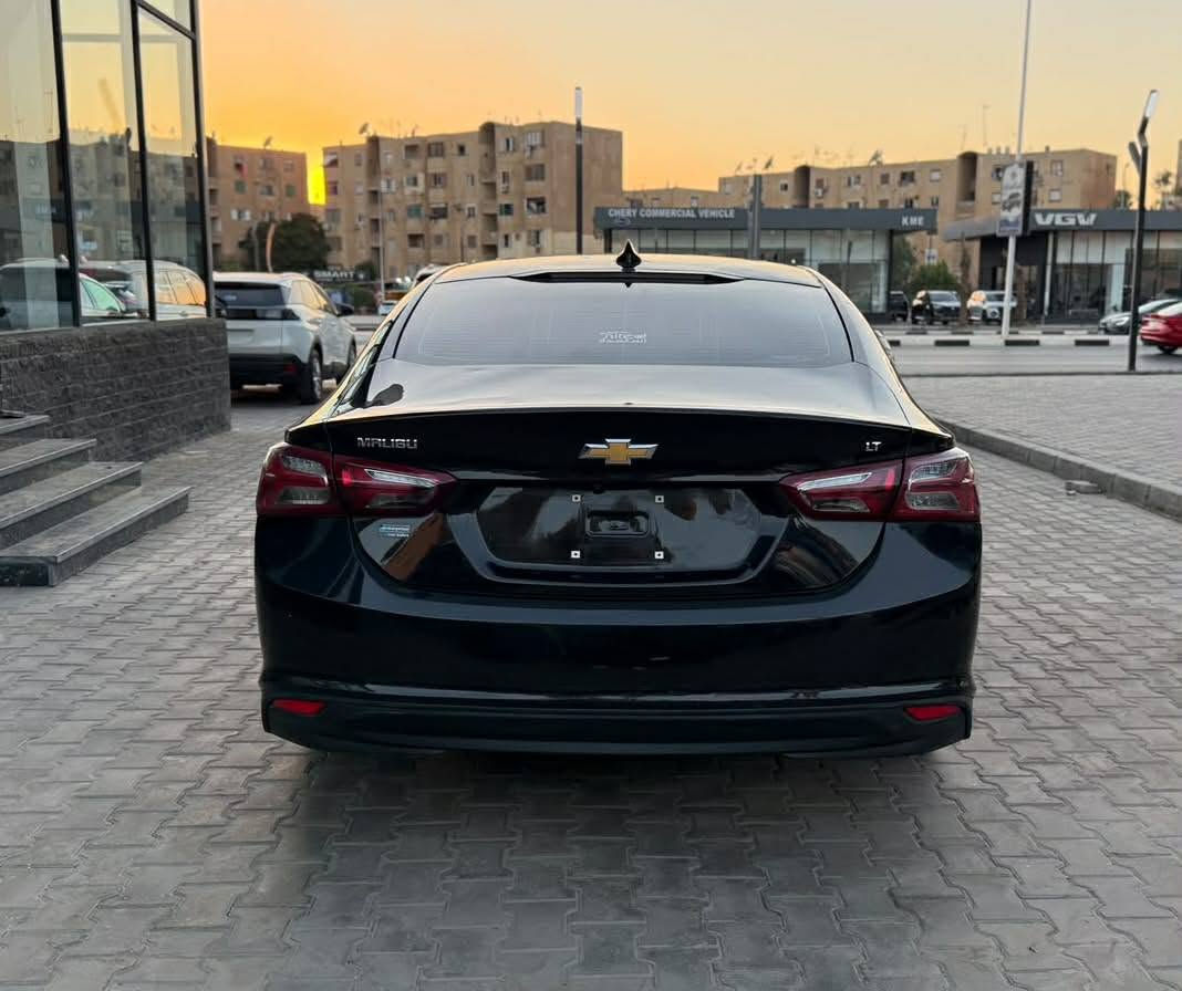 Chevrolet Malibu
📌 شيفروليه ماليبو 🚗
📌للبيع 
📌موديل 2020
📌عداد 170 الف 
📌رخصه سنه 
📌فابريكة معادا مرمات اسفل البيبان نتيجه حكات 
📌السعر وتفاصيل المعاينة خاااااااص


**إذا كنت صاحب هذا الإعلان وتريد حذفه لأي سبب، رجاءا أرسل رسالة إلى الدعم الفني**