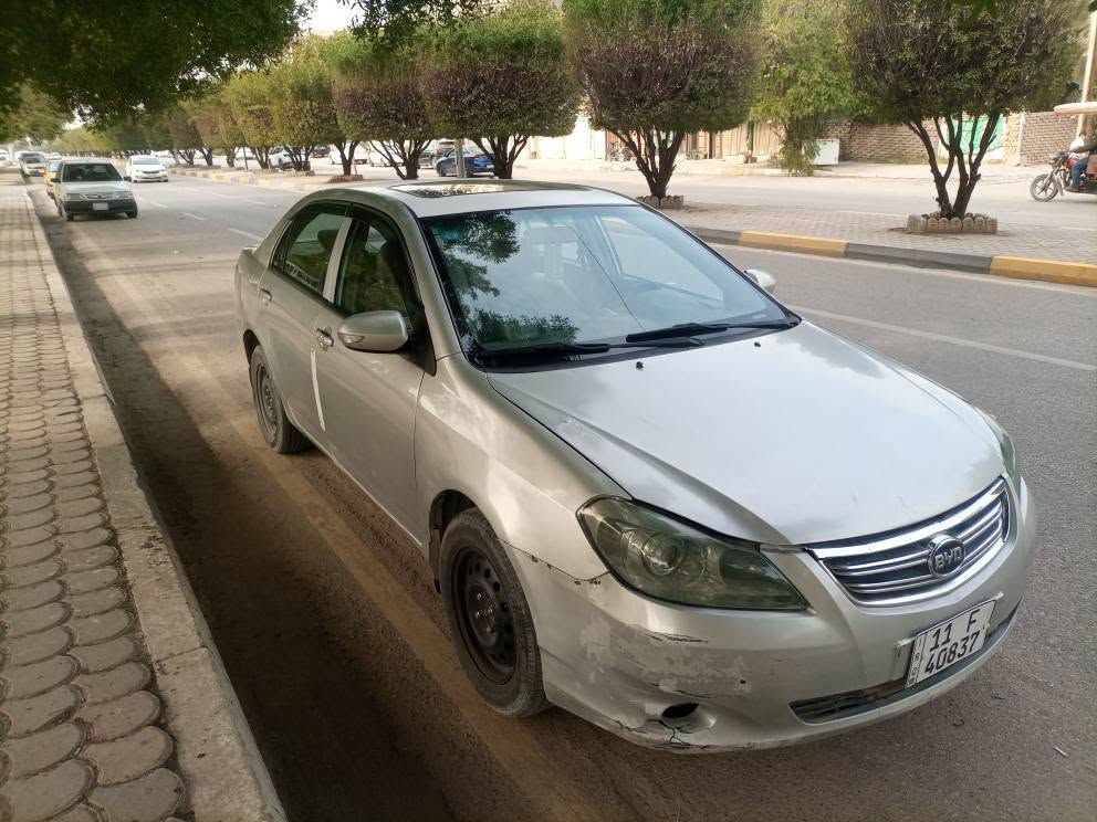 للبيع | BYD G3 موديل 2012
‏رقم  بغداد
‏موقع السيارة: كربلاء
‏التبريد: لا يعمل
‏توجد أماكن صبغ في السيارة
‏السنوية: نافذة من شهر   4
‏السعر : 40 وبيه مجال كربلاء, العراق


**إذا كنت صاحب هذا الإعلان وتريد حذفه لأي سبب، رجاءا أرسل رسالة إلى الدعم الفني**