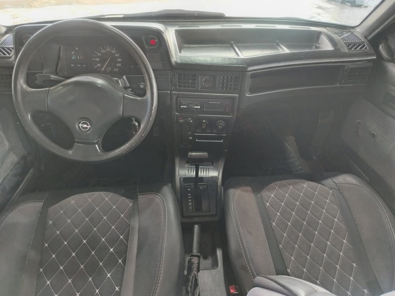 أوبل كاديت
الموديل 1991
نينوى سنوية ٢٠٢٨
شرط التحويل
المحرك حجم 16
الكير اوتوماتيك
ستيرن بور
السعر ٢٩ ورقة
***********
***********
