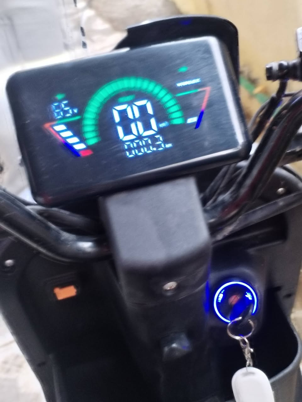 للبيع سعر خاص R11 /مستخدم قليل عنوان ديالى بعقوبه تقاطع السادة /*********** وتساب .
