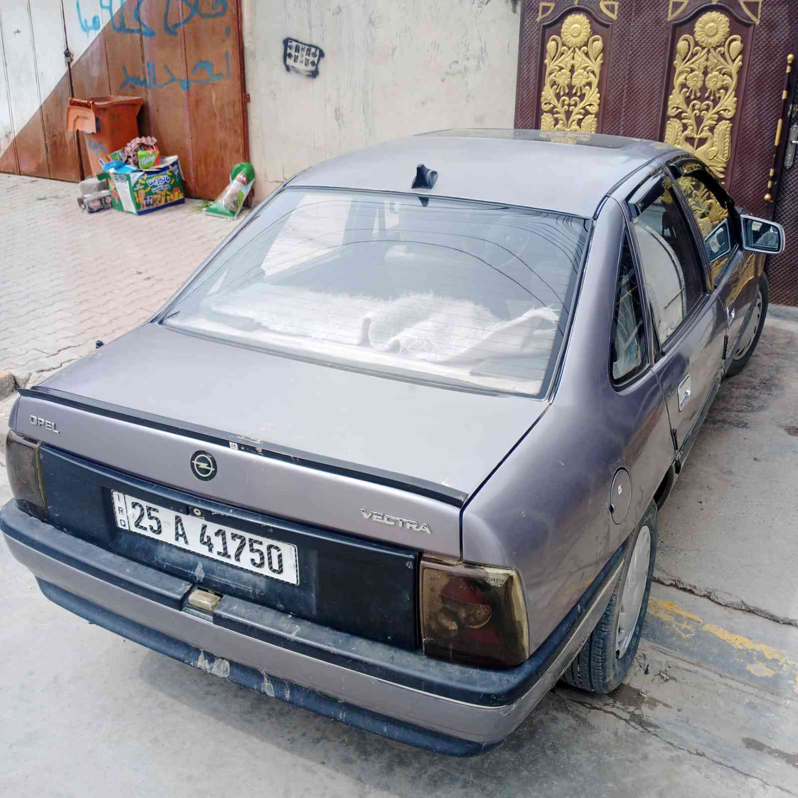 سلام عليكم مكلف بلنشر الشراي يخابر فيس ما جاوب فكترا   للبيع .  كير عادي. محرك حجم ١٦ . رقم  كركوك انكليزي  .   كوبون بانزين سياره بدون ضرر شرط . كلها عل بلاد   شرط التحويل و الوكاله  السعر ٤٠ و بيه مجال الشراي يتصل فيس ما اجاوب. ***********
