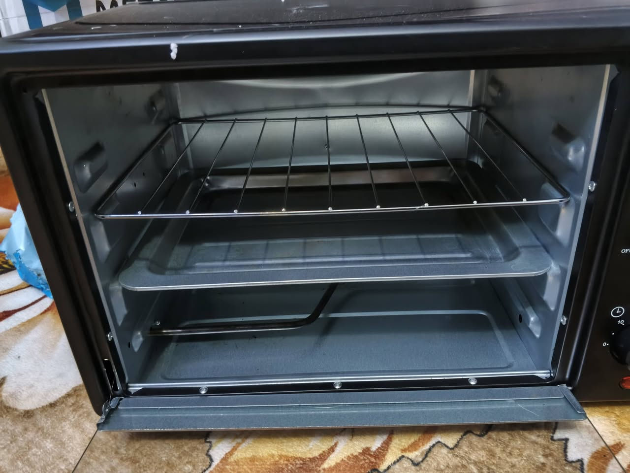 السلام عليكم اوفن 48 لتر بعده بالكارتونه للبيع


**إذا كنت صاحب هذا الإعلان وتريد حذفه لأي سبب، رجاءا أرسل رسالة إلى الدعم الفني**