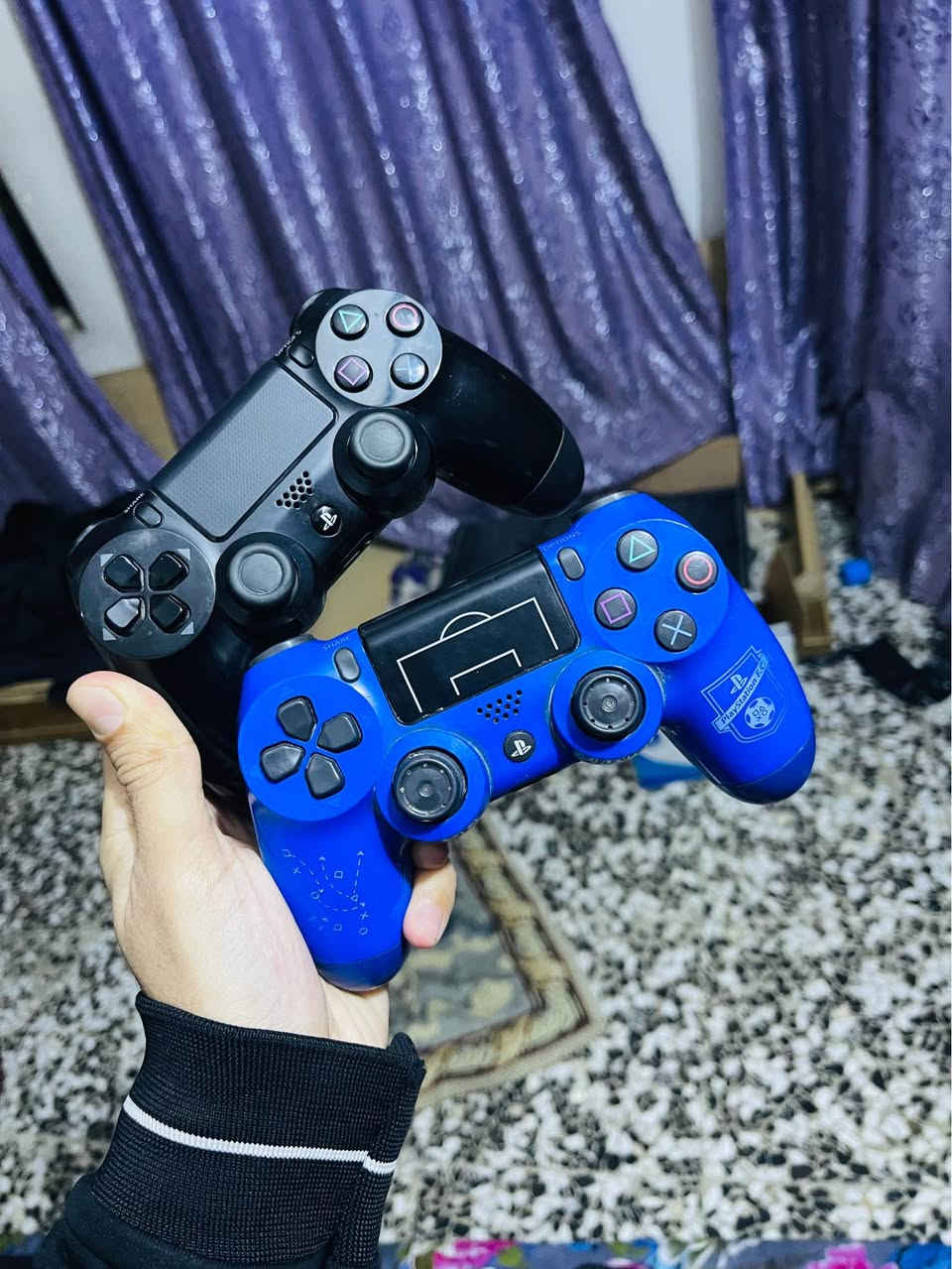 جوستك العدد 2 بلي فور بلي 4 للبيع نظيف  كلش باله  على الفحص تاخذه 
ما عندي توصيل 
السعر  25 
مكاني بغداد حي اور ام الكبر مقابيل المدينة قطاع 26   رقمي ***********
