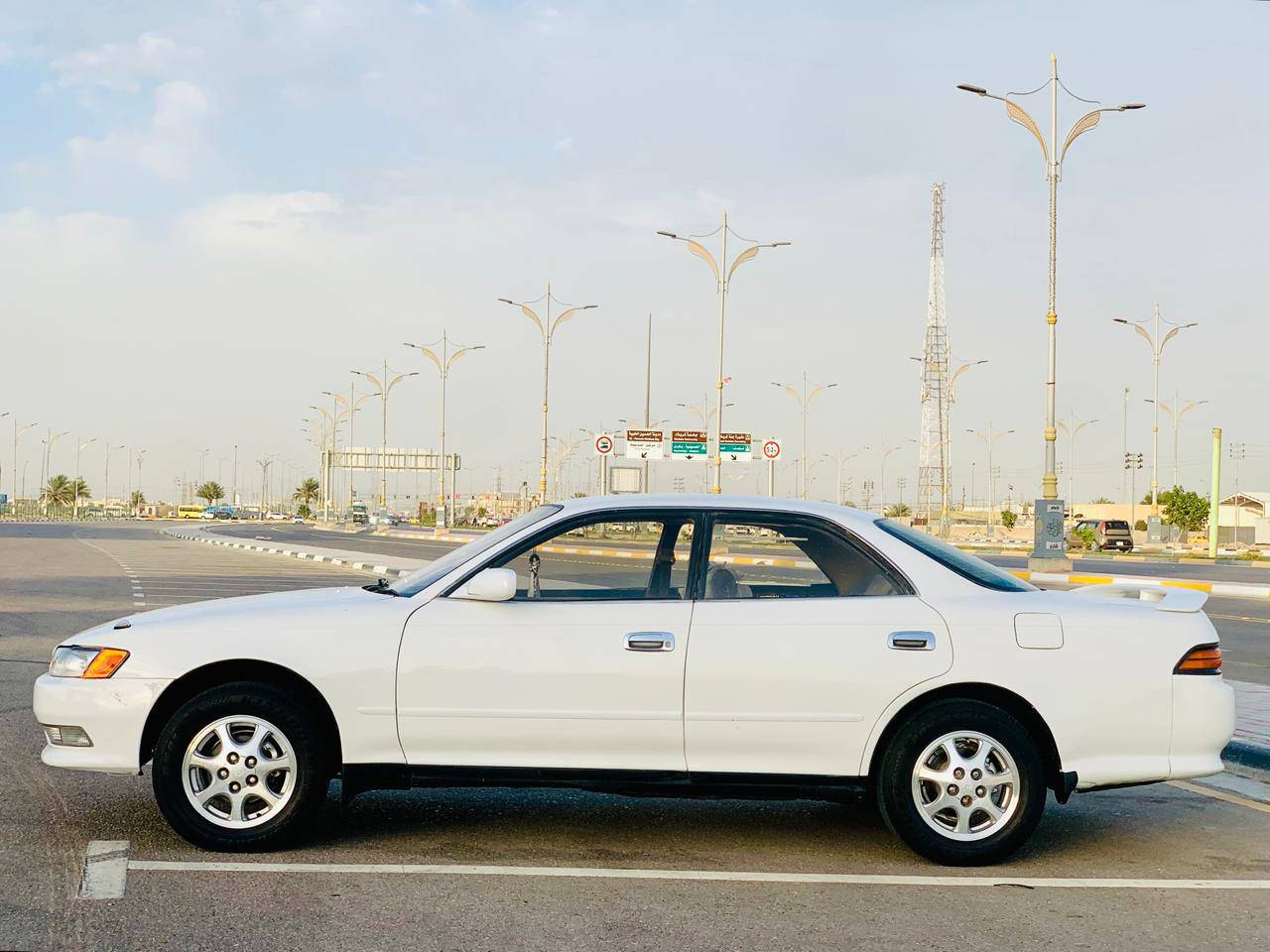 السلام عليكم ورحمه الله 
رمضان كريم للجميع يارب 
للبيع تويوتا مارك نفخ موديل 1994 لون ابيض رقم بغداد مشروع وطني تحويل مباشر سنويه مجدده لل 2029  گير ومكينه ونجي ناعم شرط النظافه السياره كفاله گص ونقل وعيب شرعي جاهزه من دواخل تخم تاير بالكارتون حداديه اسفنج كهربائيات ويل جديد ادامه جديده السياره كفاله واحلا من الصور مال جناي مكان السياره كربلاء السعر 59 وبيها مجال بسيط للشراي 
للاتصال...***********
