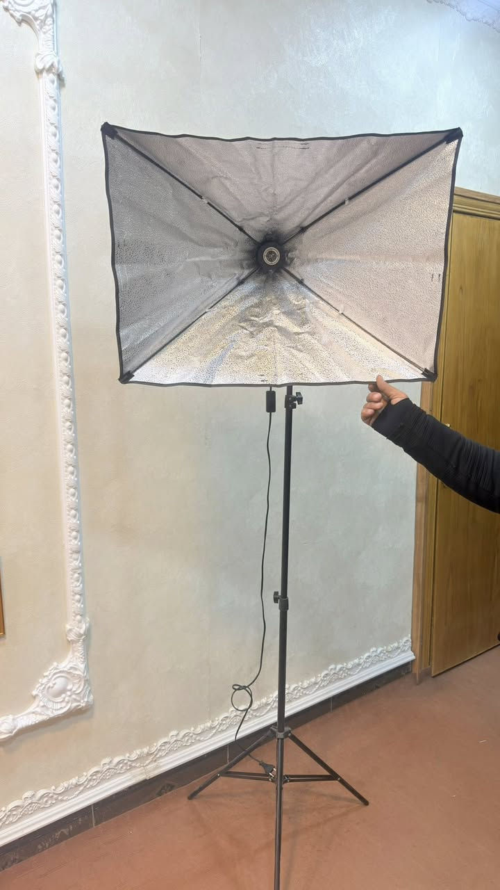 سلام عليكم مرخصت صاحب الاكروب استان تصوير جديد كامل ملحقاته بس خلي كدوب وشغله حته الجنطه موجوده العدد 2 الواحد 50 الف قفله مكاني كربلاء *********** الرقم الثاني ***********
