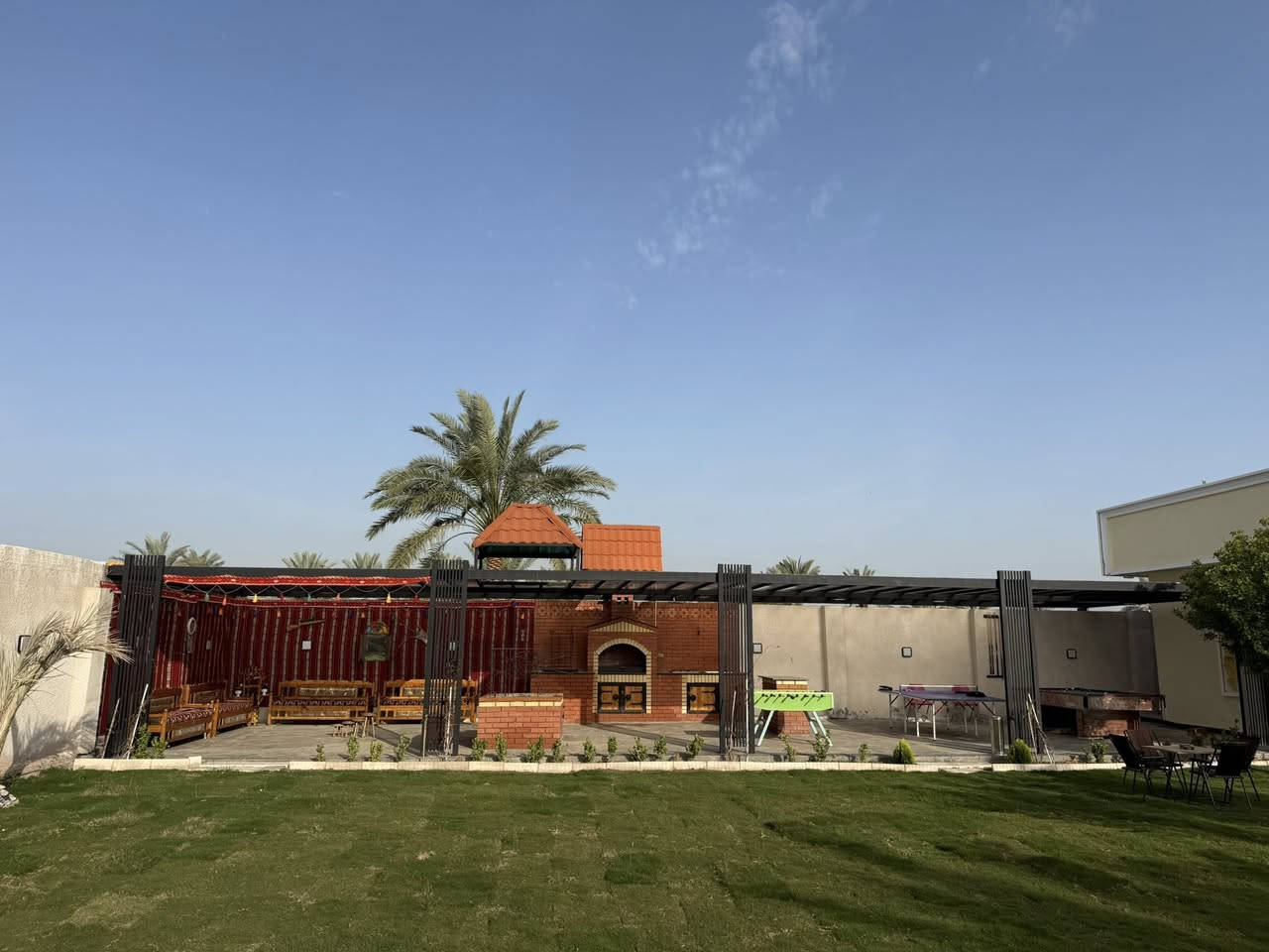 اهلاً وسهلاً بكم  
تم بعون الله افتتاح مزرعة درر المدائن
📍 الموقع: المدائن – سلمان باك – منطقة الوردية

📞 للحجز والاستفسار واتساب اتصال او مراسلة الصفحه 
***********
***********
