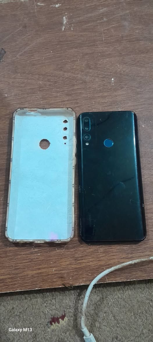 سلام عليكم هواوي واي ٩ للبيع ذاكرة 128 السعر 50 مكاني بغداد حي البتول


**إذا كنت صاحب هذا الإعلان وتريد حذفه لأي سبب، رجاءا أرسل رسالة إلى الدعم الفني**