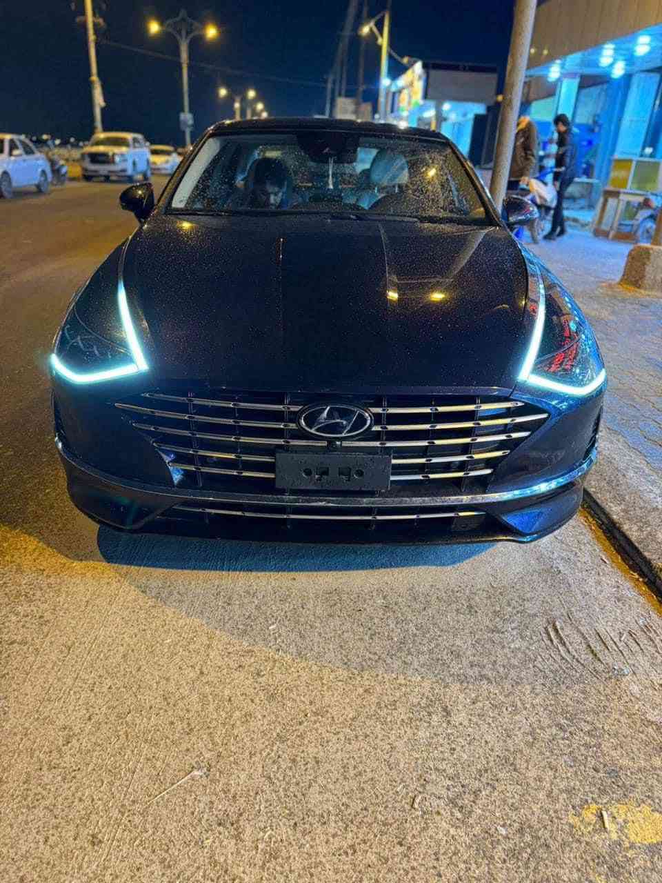 السلام عليكم سوناتا ماشيه ٧٠ مايل محرك ٢٠٠٠ هايبرد فول مواصفات للاخير. اعلى فئة

حادثها بابين مبدل فقط بدون اي ضرر إضافي 

السعر ١٦٢ 

*********** بغداد

موديلها 2022 باسمي اني مستوردها
