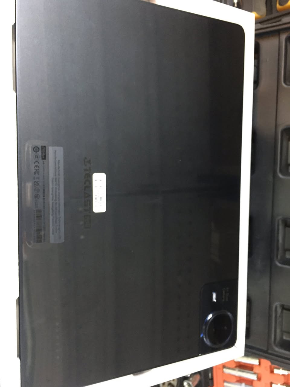 تابلت pcجديد 
ماركة صيني اصلي نظام اندرويد اخر اصدار
شاشة ١٣ انج
حجم كبير
سيم كارت ذاكرة ٢٥٦ كيكا
كاميرا ردقه عالية وشاشج اج دي
٢٠٠ تم


**إذا كنت صاحب هذا الإعلان وتريد حذفه لأي سبب، رجاءا أرسل رسالة إلى الدعم الفني**