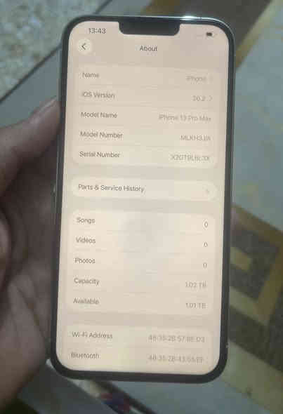 سلام عليكم ايفون 13 برو ماكس ذاكرة 1T بطارية 88 نظافتة 100/100 مبدل شاشة فقط ولباقي كلة بلادي علة وضع الشركة ضمان الفحص وتاخذه من باب البيت سعره 625 وبي مجال 
مكاني بغداد المشتل ***********
