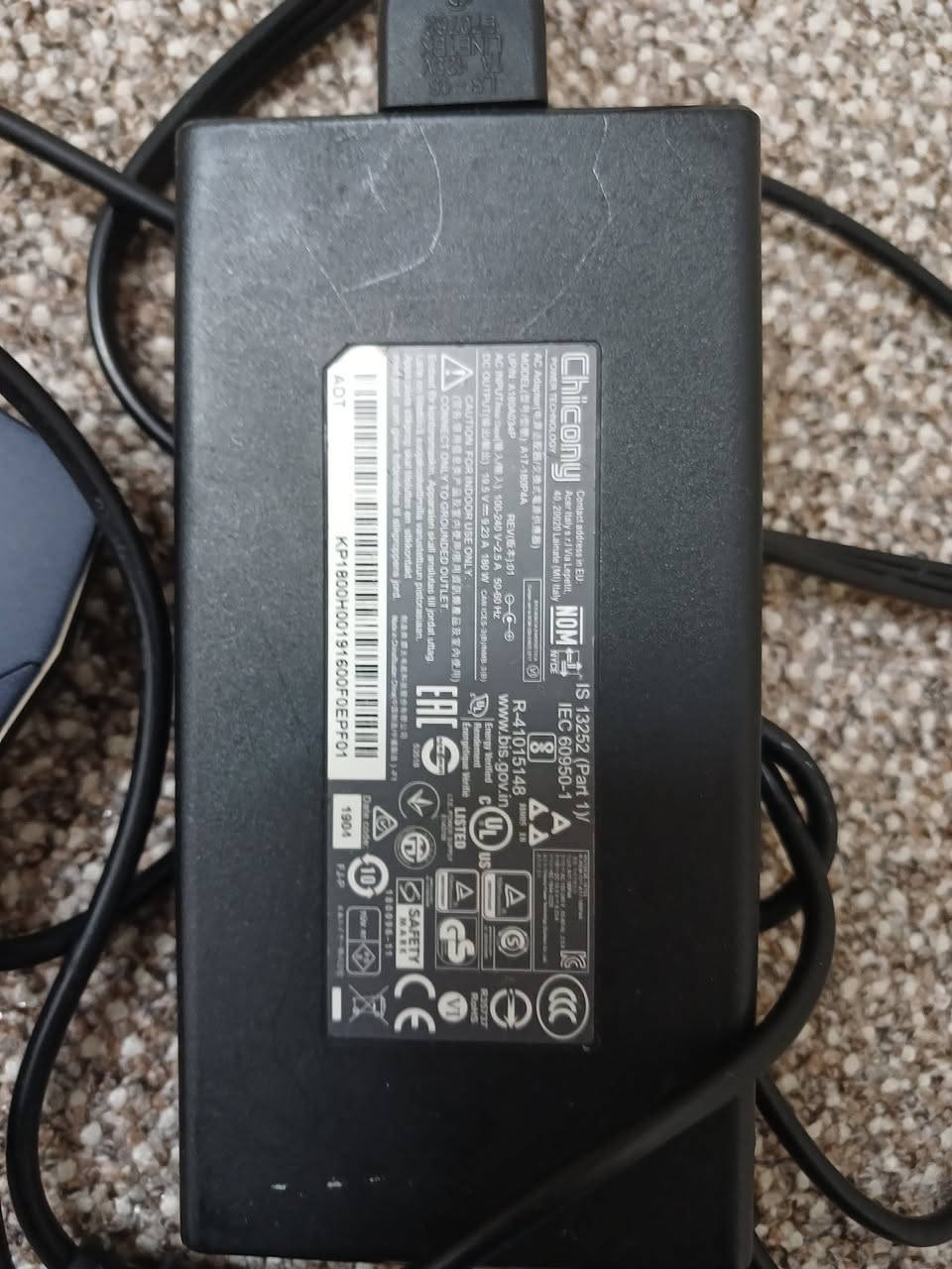 سعر 600 الف کل اسعار ثابتة غير قابل للتفاوض
ملاحظة: شاشته بيه شخط بسيط ما يؤثر
مكاني اربيل
Acer Predator Gaming مستعمل 

 المعالج: Core i7-9750H (جيل 9)
 الرام: 16GB DDR4
 التخزين: 256GB NVMe SSD
 الشاشة: 15.6" FHD 144Hz
 كرت الشاشة: GTX 1660 Ti 6GB
 كيبورد بإضاءة خلفية
 الشاحن الأصلي موجود


**إذا كنت صاحب هذا الإعلان وتريد حذفه لأي سبب، رجاءا أرسل رسالة إلى الدعم الفني**