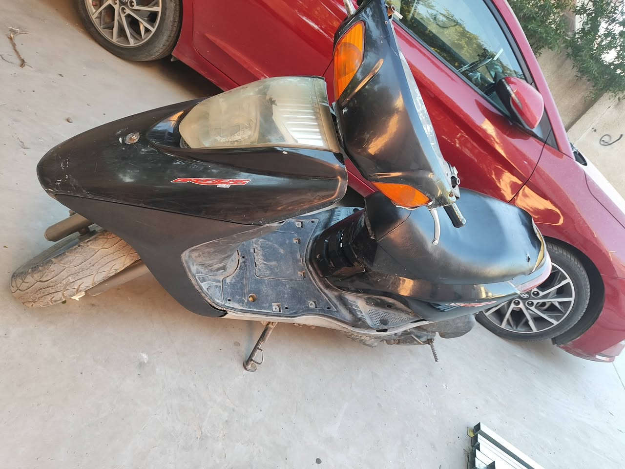 بريز للبيع كامله سلف هندر مكاني بغداد الطوبجي هاتف ***********سعر 300الف قفل
