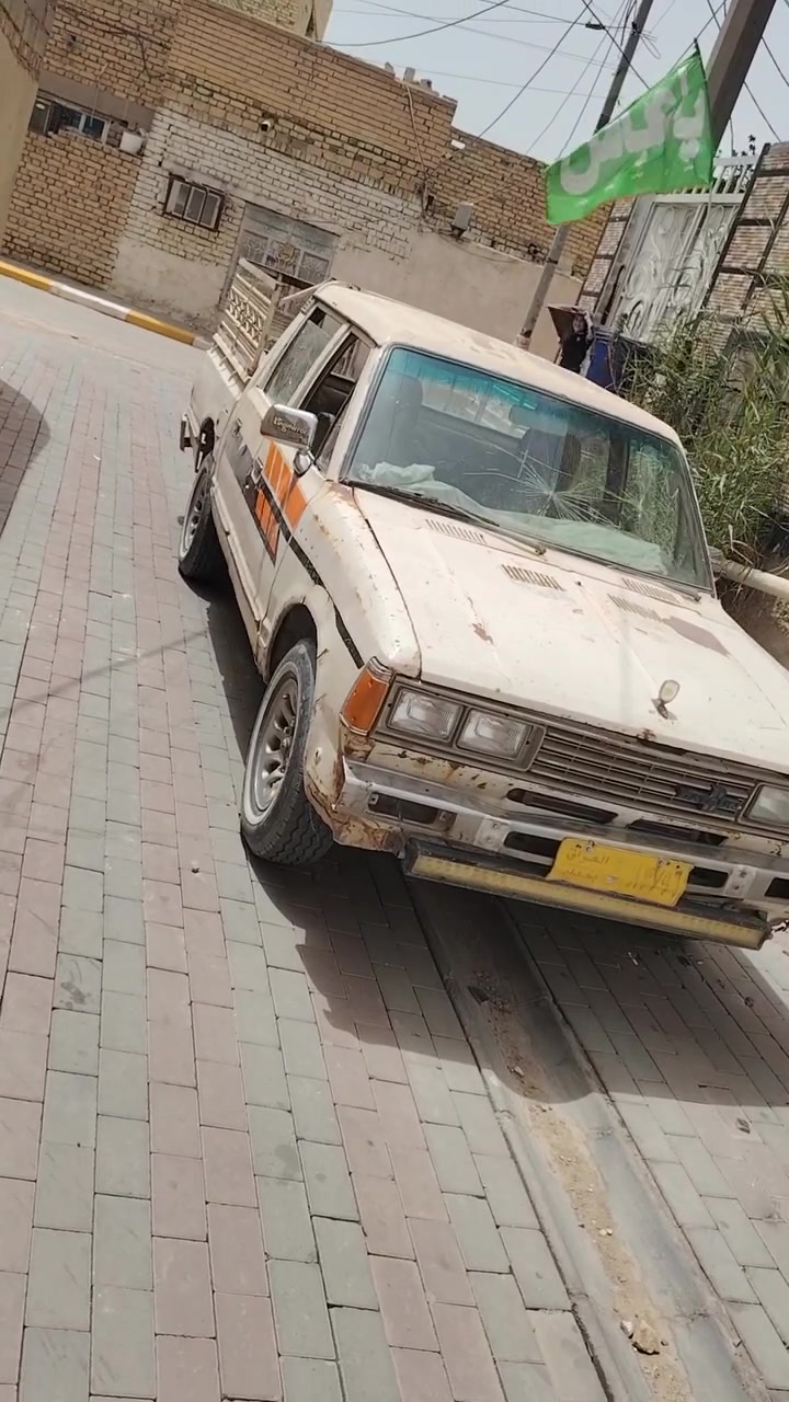السلام عليكم اخوان بيكم حمل  موديل 85 سياره كفاله مكينه وكير واكسن وشاصي راعيها متوفي   سياره جاهزه من كل شيء سعر 16 ورقه عنوان ناصريه ***********
