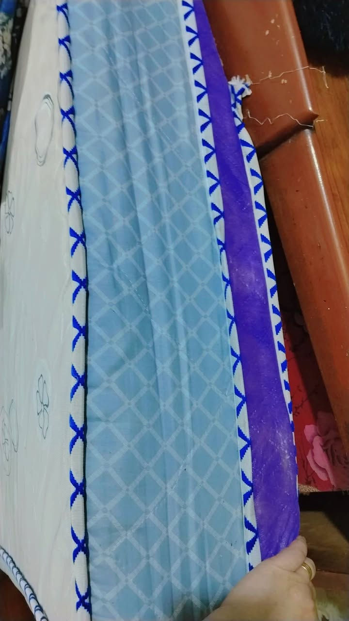 ملحقات غرفه نوم مع الدوشك ب 200 وبيها مجال بسيط اي ضرر مابيها


**إذا كنت صاحب هذا الإعلان وتريد حذفه لأي سبب، رجاءا أرسل رسالة إلى الدعم الفني**