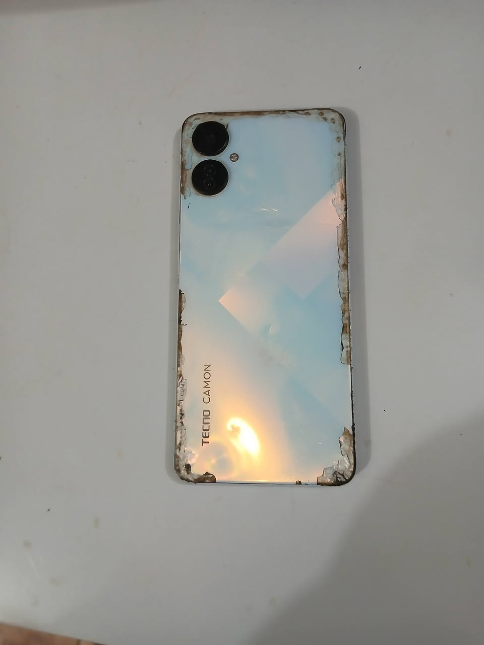 السلام عليكم متاح جهاز تكنو نظيف  بس بي فطر زغير بل بلازمه مي اثر ذاكره 128السعر 60وبي مجال مكاني خاجيه وهذا رقمي ***********
