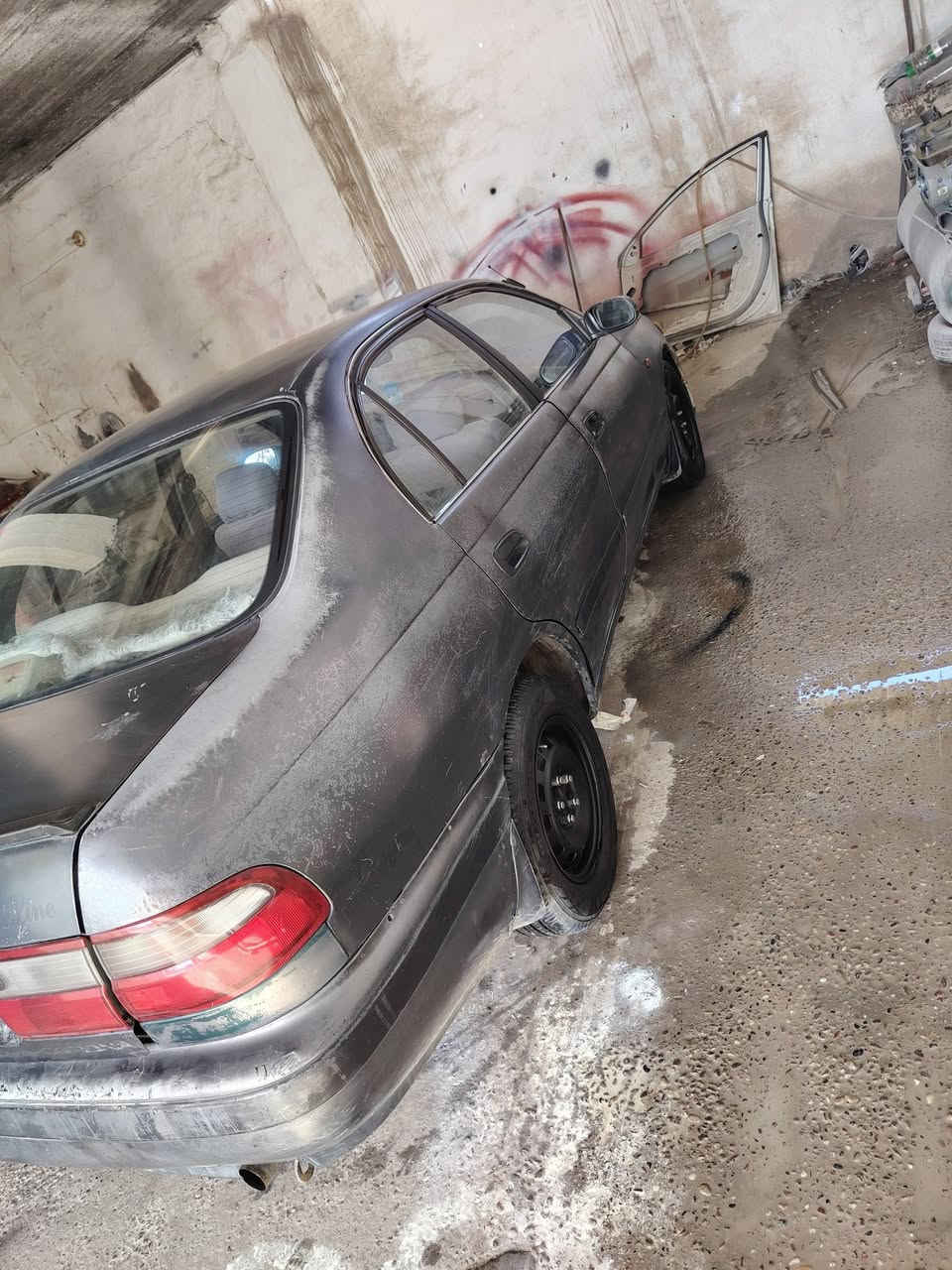 السلام عليكم
كرونه فرخ بطه ٩٣ رقم صلاح الدين دولي لل٢٩ كير محرك شرط  طخم تاير جديد سعر ٣٦وبيها للشراي ***********
