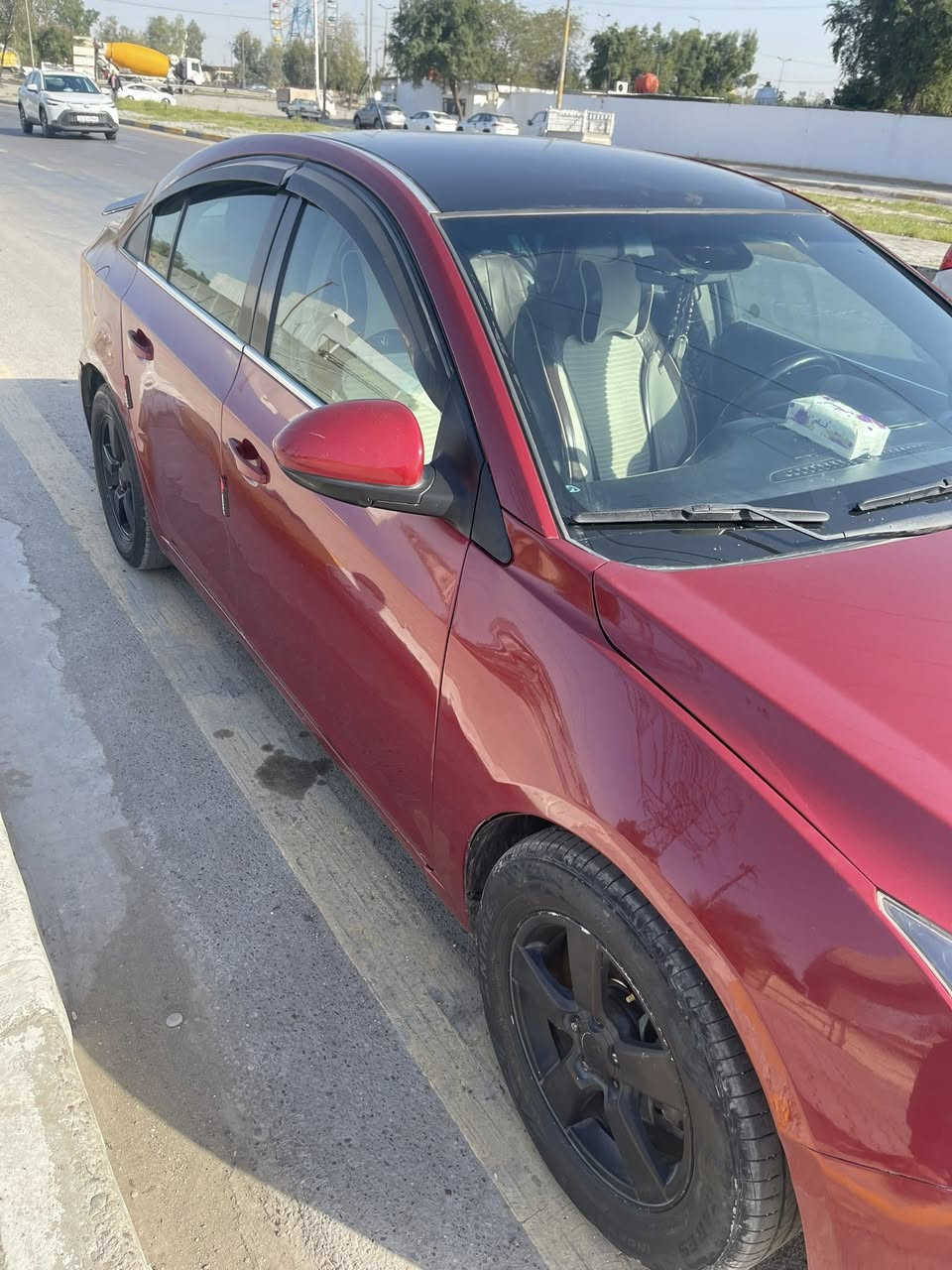 السلام عليكم رمضان مبارك
كروز موديل 11امريكي  رقم بغداد باسمي مكينه 1400تيربو للبيع السياره كير جديد ومكينه لاتبخير ولاتنقيص على الفحص تبريد ثلج وبيه 6قطع صبغ ابيع احزام والسياره نظيفه ومصروف  عليه وداخله مغلف جلد رايده66 وبيه مجال قليل 
*********** مكان السياره بغداد الغزاليه
