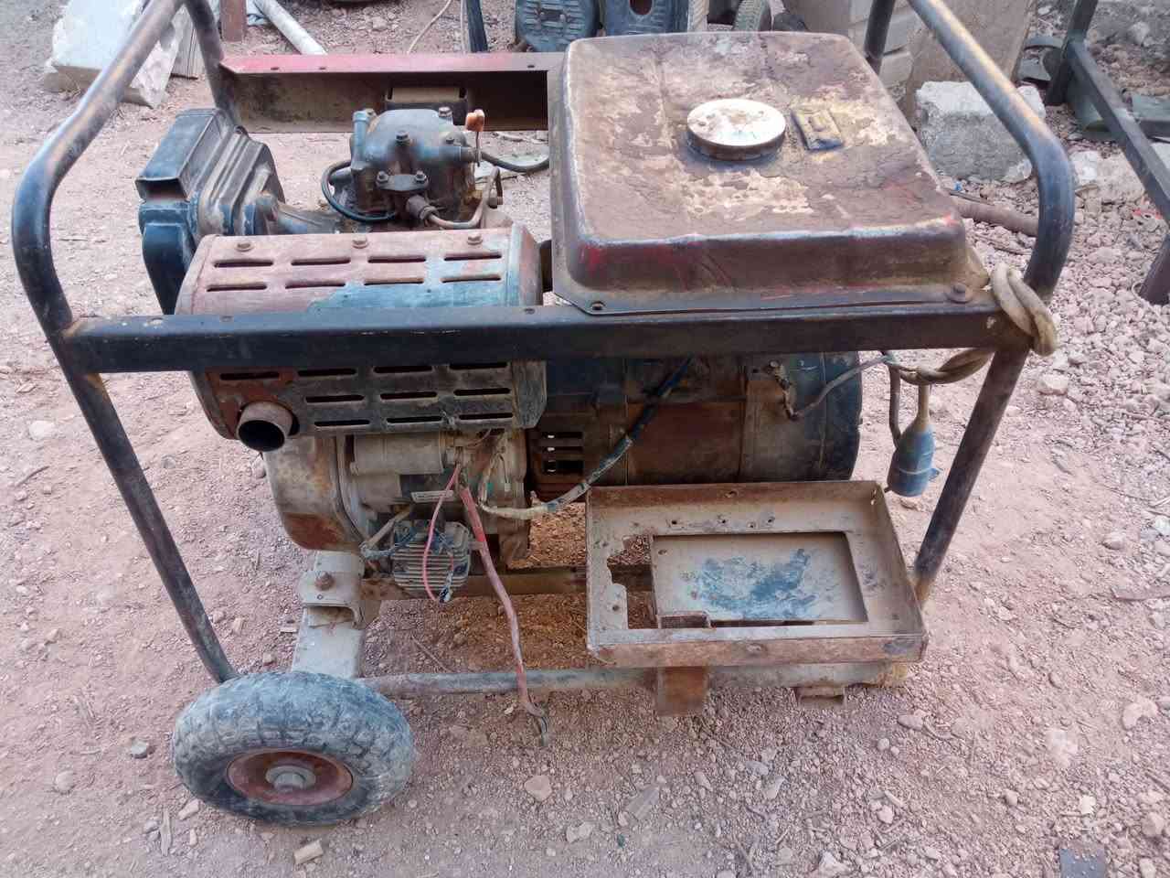 مولده للبيع كأمة كاز كهرباء ولحيم مكينته استوهي امجفته السعر 350 الف       ***********
