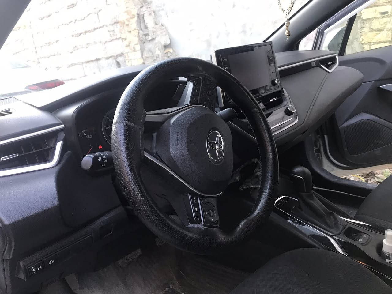 السلام عليكم ورمضان كريم
كورلا 21 وارد امريكي  ياباني وليس صيني 
مواصفات SE 
حادث امريكا موجود بلمنشور قطعه وحده بنيد فقط 
سونار كدامك لسياره جديده 
ماشية 73 ميل 
العنوان ديالى - بلدروز 
للاستفسار / ***********
