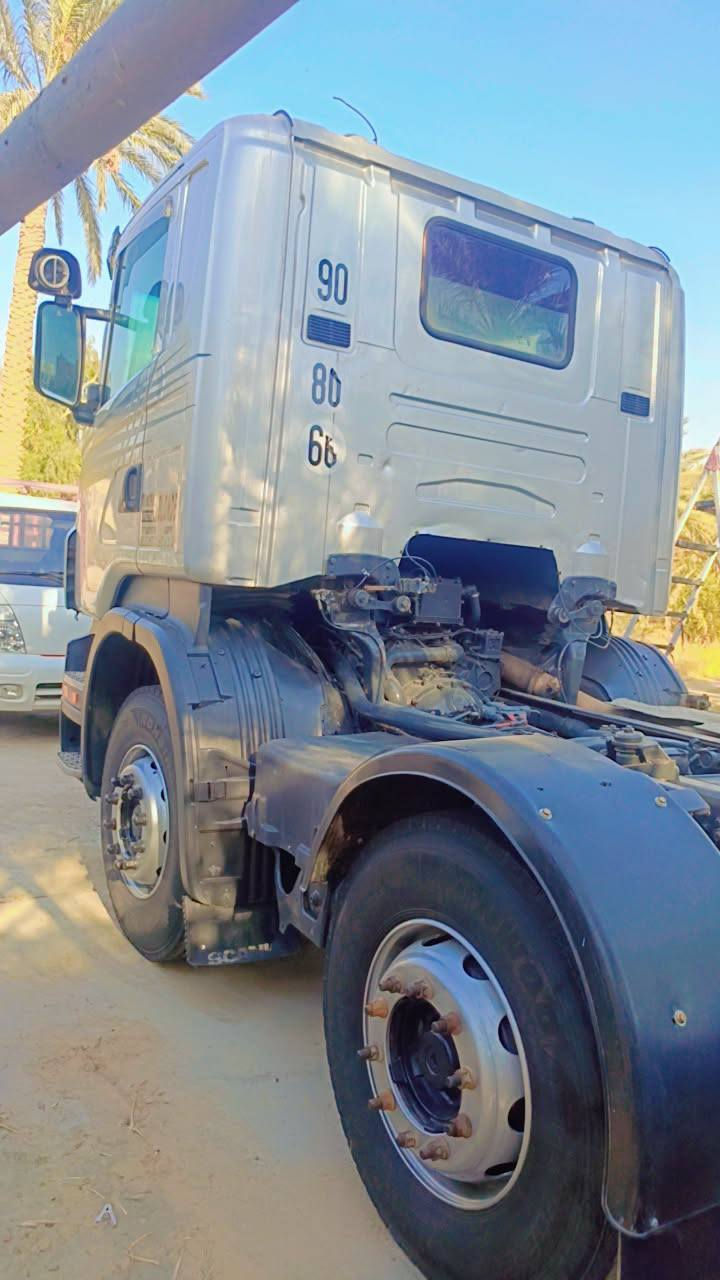 السلام عليكم سكانيا عكرب شاصي موديل 2010 مكينه 4خطوط حجم 420كير 3×3 شاصي مكفول مضروب باج بلادي عنوان بغداد ناحيه الوحدة ***********
