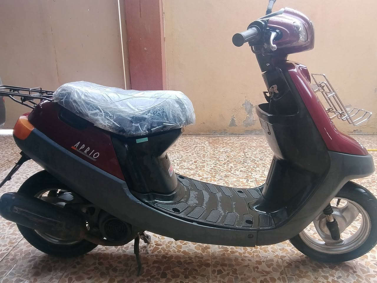 السلام عليكم ماطور بوتين للبيع الماطور نضيف وكدام العين محرك ما مفتوح السعر 350وبي مجال للتواصل ***********.***********
