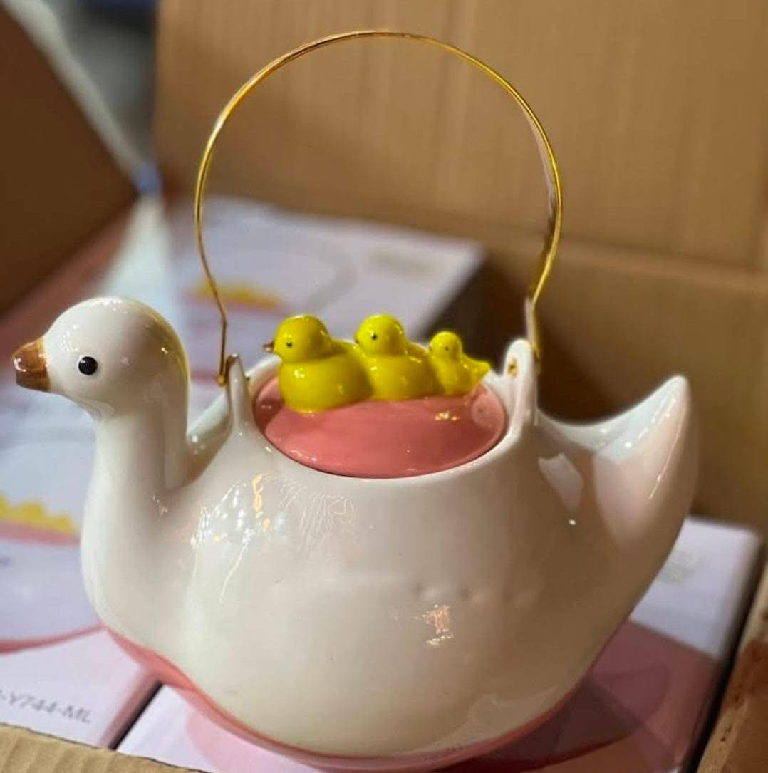 اهلا وسهلا متابعينا الكرام …اناقه وترتيب بيتك 🏠ويانه
وعدناكم بتوفير كل ما يلزم العائلة
لكثره طلبات رجع توفر قوري بطه فرفوري بسعر 15
للحجز مراسله الصفحه او الاتصال☎️***********
يتوفر 🚛🚛خدمه توصيل لكافه المناطق
كرستاله للمواد المنزليه

https://whatsapp.com/channel/0029VbCFF3ZBlHpaOKmY3h46
