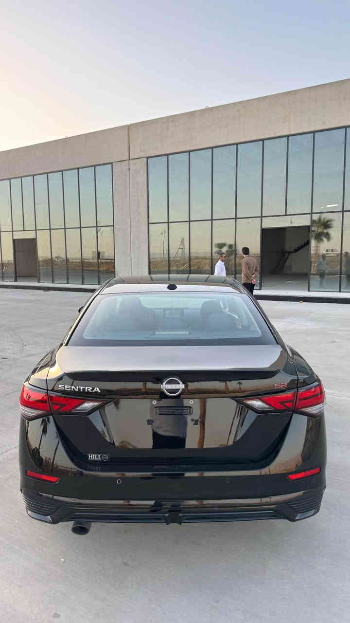 السلام عليكم 
للبيع  
نيسان سنترا  SR موديل :2024
السعر :135ومجال ✅
اللون : اسود
حجم المحرك : .2.0L( 4,سلندر )
سياره كامله و جاهزه دينار مصرف ما بيها ✅
ملاحظة السيارة : بوند و جملغ صبغ بدون دواخل 100%

ارباگ بس استيرن طاك مرجع بلادى 100%

المواصفات : 𝐒𝐑
فول مواصفات  
 ابواب بصمة
بصمة تشغيل 
تشغيل عن بعد (Remote Start)
شاشة  ايباد
كاميرة 
اوتو ستارت Auto Start
اوتو ستوب Auto Stop‎
رادار امامي (تحديد مسار)
رادار جانبي  (نقاط عمياء)
رادار خلفي (التحذير من الاصطدام)
حساسات امامي
حساسات جانبي 
حساسات خلفي 
نظام : Eco
نظام : Normal 
نظام : Sport
كشنات جلد
كشنات كهربائي
تحكم استيرن  
لايتات LED زينون بيلادي
بكلايتات LED  بيلادي 
ويل كروم
بعد هواية مواصفات…
‏‎تفاصيل اكثر الاتصال علی ارقام التاليه  
***********
‏ WhatsApp - Vibir
📞[hidden information]

عنوان📍عقره 

‏‎ اكر, نينوى
