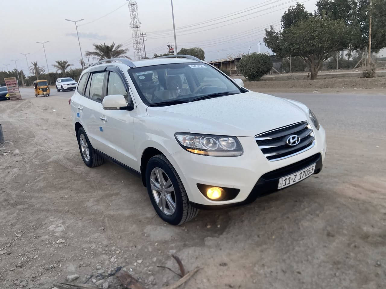 السلام عليكم سنتافي 
موديل 11
رقم بغداد 
7 راكب 3 قطع تبريد
محرك 6 سلندر
مكفوله كفالة عامه من الصبغ
 رقم الهاتف ***********  السعر خاص
