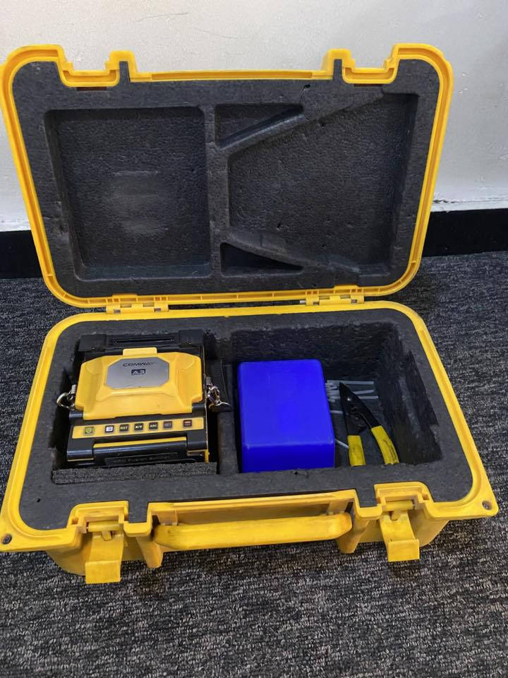 من رخصه الادمن مكينه كموي A3 نضافه 100/80 مداخله تصليح ابد اي مشكال ما بيه السعر 700 الف وبيه مجال بصيط مكاني بغداد للاستفسار ***********
